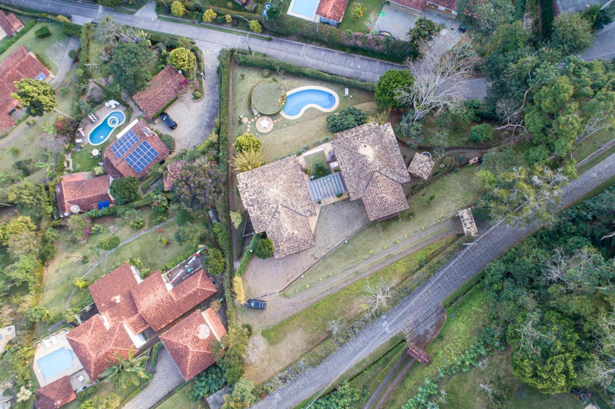 Um Recanto Na Serra De Itaipava เปโตรโปลิส ภายนอก รูปภาพ